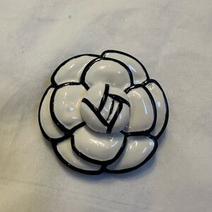 St. John flower enamel pen